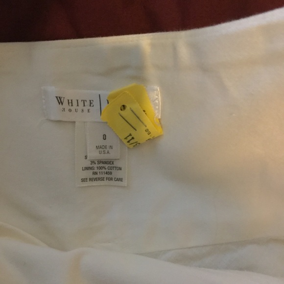 Adorable fun skirt! Must have! Very comfortable - Picture 3 of 4